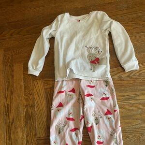 Carter’s Reindeer 2-pc Pajamas 5T Pink And White